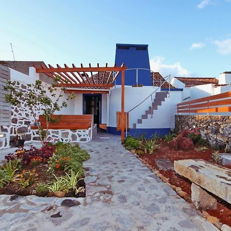 Affittacamere A Casinha Azul Vila Franca do Campo Esterno foto